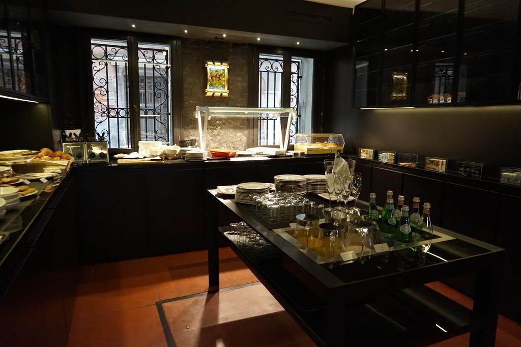 Hotel L'Orologio Venezia - Wtb Hotels Exteriör bild