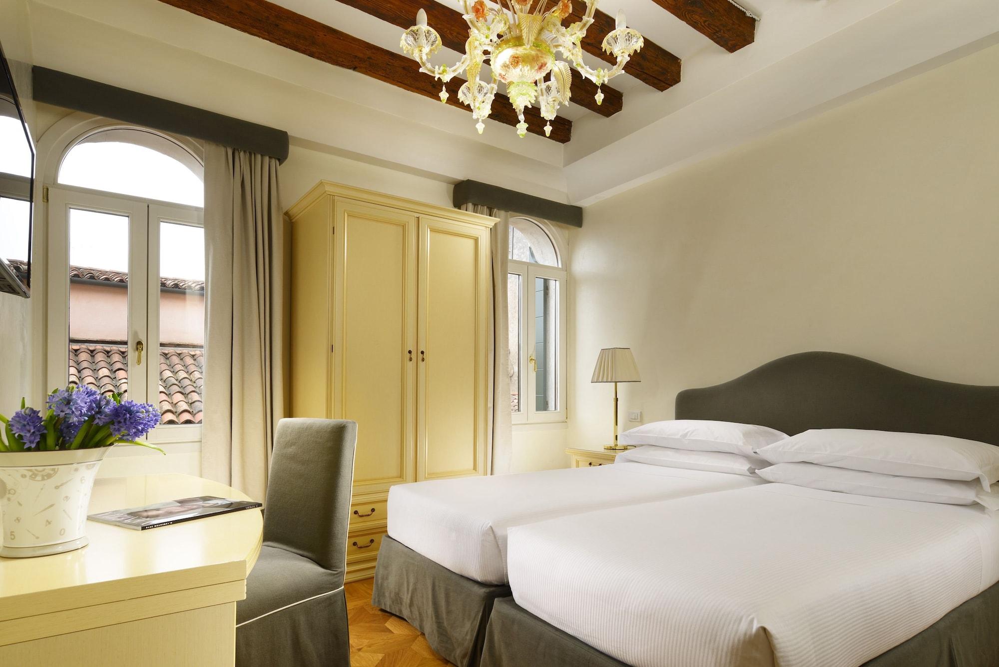 Hotel L'Orologio Venezia - Wtb Hotels Exteriör bild
